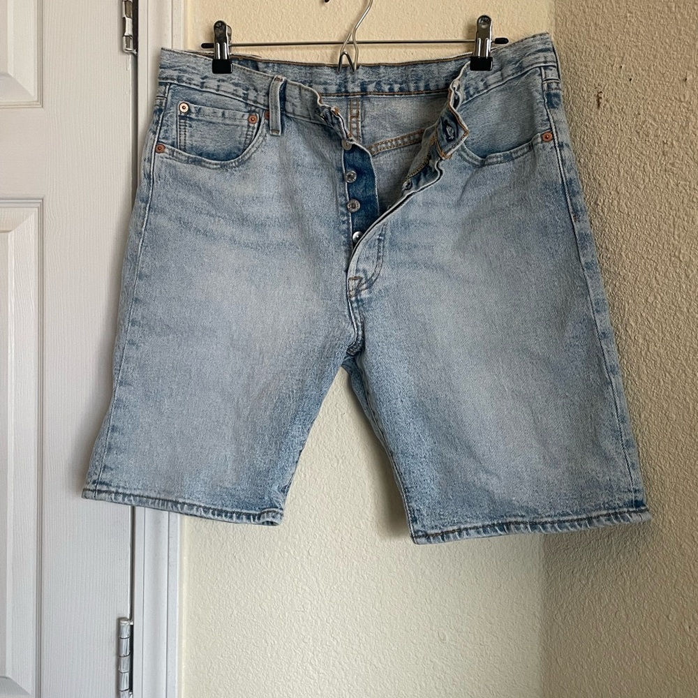 Men's Levi’s 501 Light Blue Denim Shorts